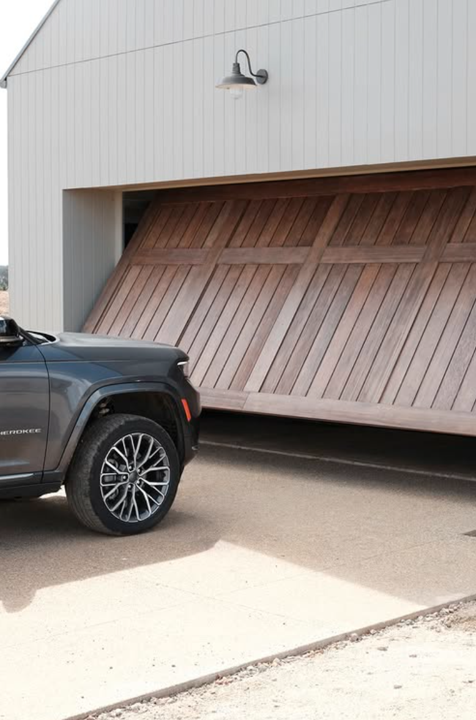 Commander Elite MS105MYQ